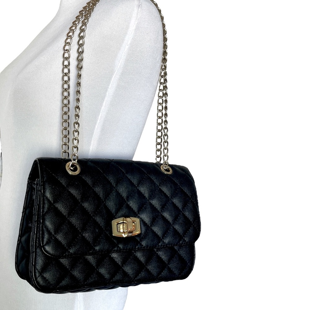 EXPRESS Black Quilted Gold Chain Shoulder / Crossbody Bag